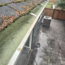 Professional-Gutter-Cleaning-in-Silverdale-WA 0